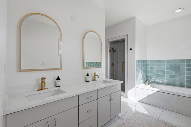 2920 Burton Avenue SE, Albuquerque, NM 87106