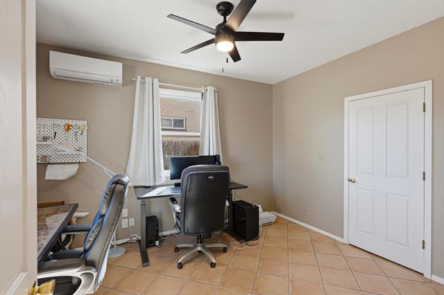 2920 Burton Avenue SE, Albuquerque, NM 87106