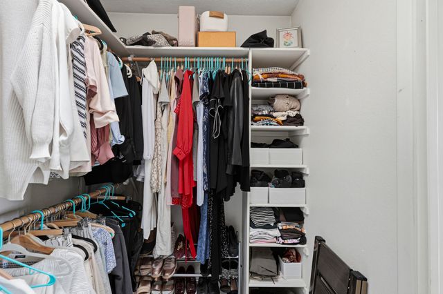 2920 Burton Avenue SE, Albuquerque, NM 87106