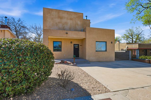 2920 Burton Avenue SE, Albuquerque, NM 87106