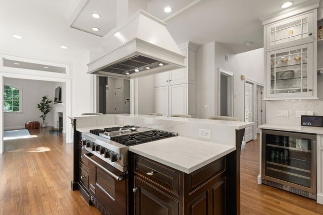 3 Joshua Path, Natick, MA 01760