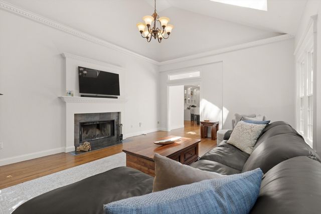3 Joshua Path, Natick, MA 01760