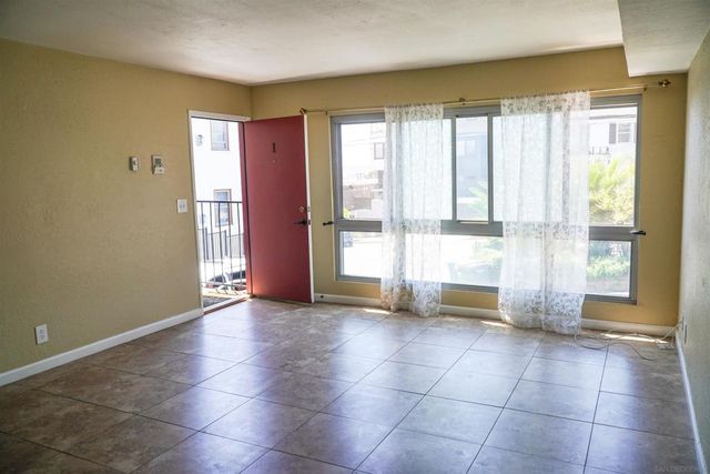 2127 Front St., San Diego, CA 92101