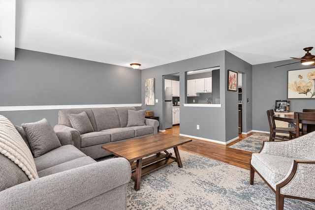 507 Sunset Lane, Saint Clair Shores, MI 48082