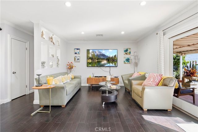 9363 Gullo, Pacoima, CA 91331