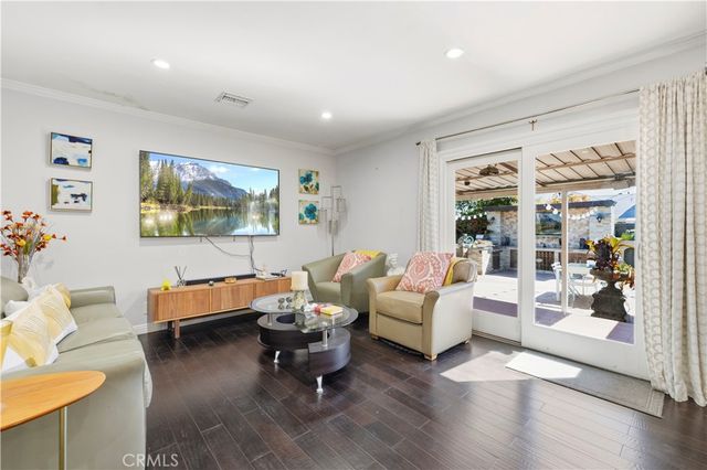 9363 Gullo, Pacoima, CA 91331