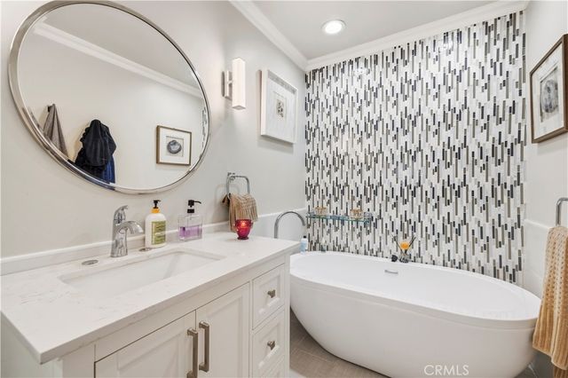 9363 Gullo, Pacoima, CA 91331