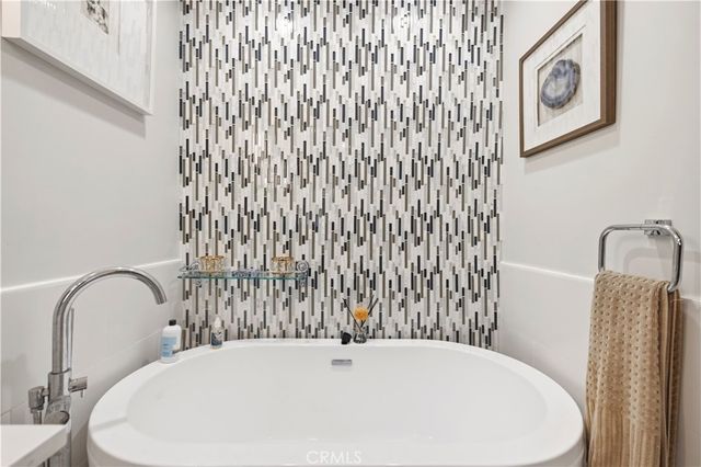 9363 Gullo, Pacoima, CA 91331