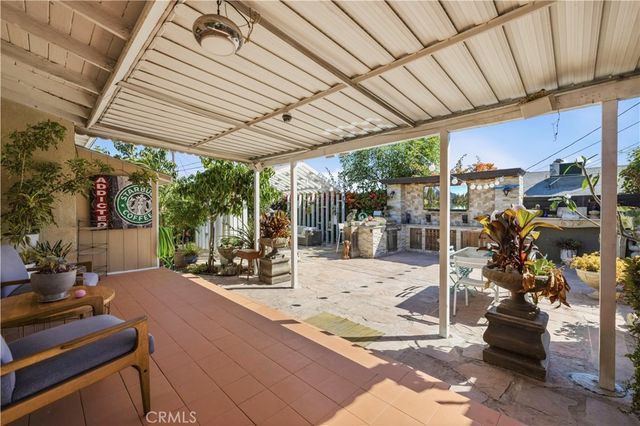 9363 Gullo, Pacoima, CA 91331