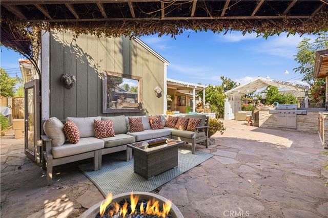 9363 Gullo, Pacoima, CA 91331