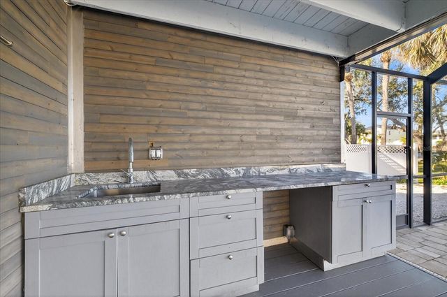 6025 RANDAN COURT, New Port Richey, FL 34652