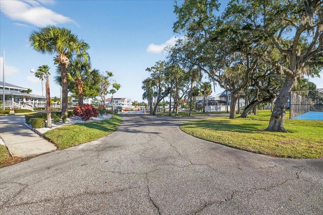 6025 RANDAN COURT, New Port Richey, FL 34652