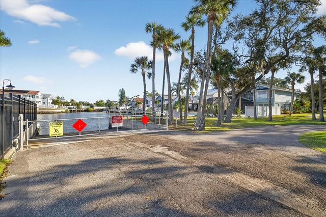 6025 RANDAN COURT, New Port Richey, FL 34652