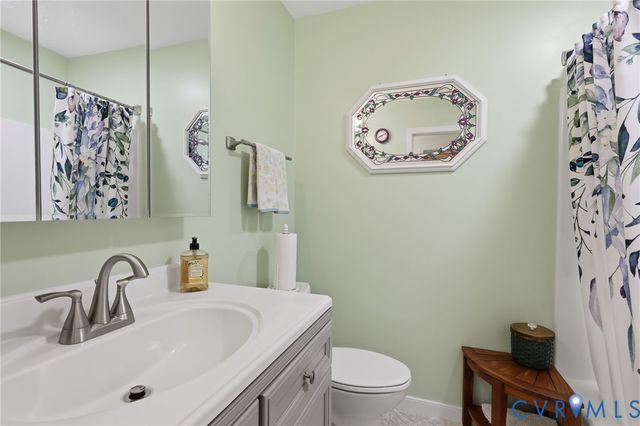 5487 Smithy Ct, Mechanicsville, VA 23111