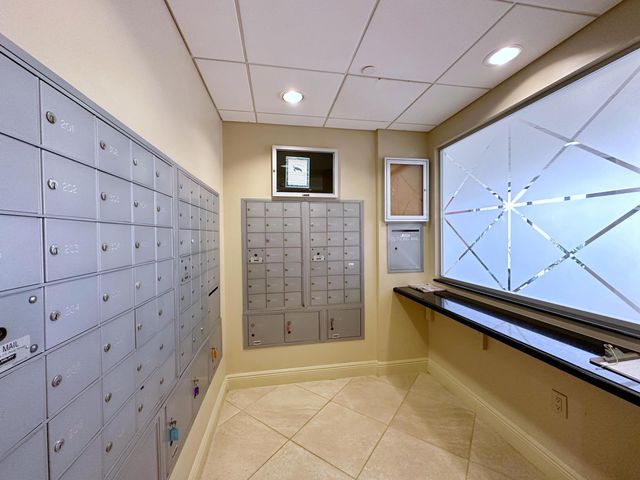 4200 N Ocean 2-1706, Singer Island, FL 33404