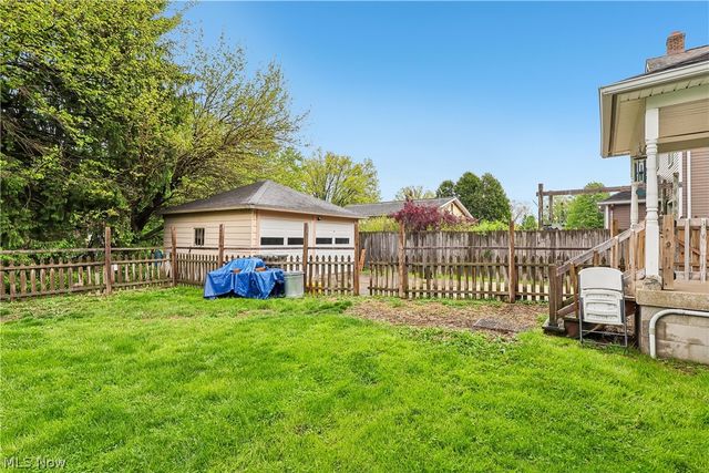 1968 Wakefield Avenue, Youngstown, OH 44514