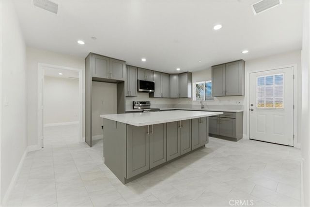 10 Cortez Street, Redlands, CA 92374