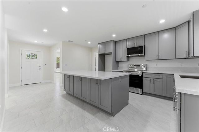 10 Cortez Street, Redlands, CA 92374