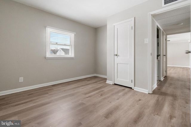 130 LEBBIE LN, Fairless Hills, PA 19030