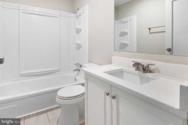 130 LEBBIE LN, Fairless Hills, PA 19030