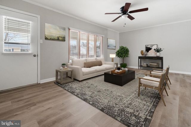 130 LEBBIE LN, Fairless Hills, PA 19030