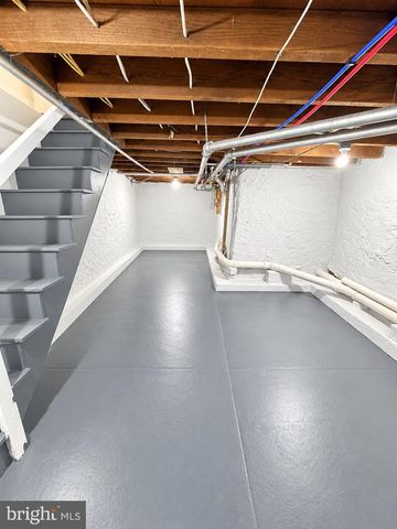 2052 MARGARET ST, Philadelphia, PA 19124