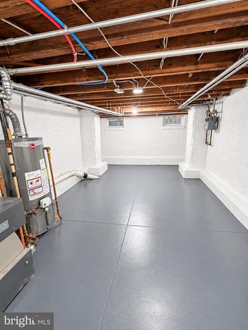 2052 MARGARET ST, Philadelphia, PA 19124