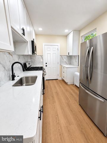 2052 MARGARET ST, Philadelphia, PA 19124