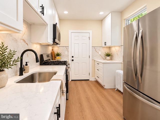2052 MARGARET ST, Philadelphia, PA 19124