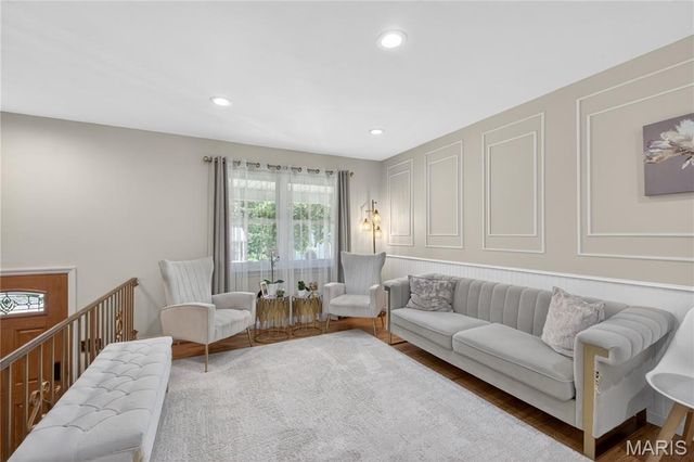 658 Green Forest Drive, Fenton, MO 63026