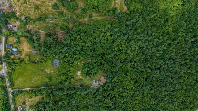 159 County St, Lakeville, MA 02347
