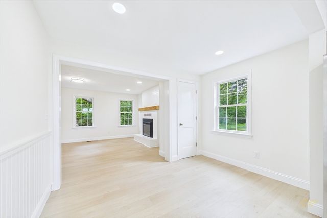 159 County St, Lakeville, MA 02347