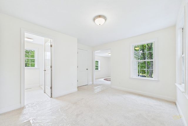 159 County St, Lakeville, MA 02347