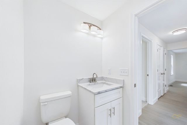 159 County St, Lakeville, MA 02347
