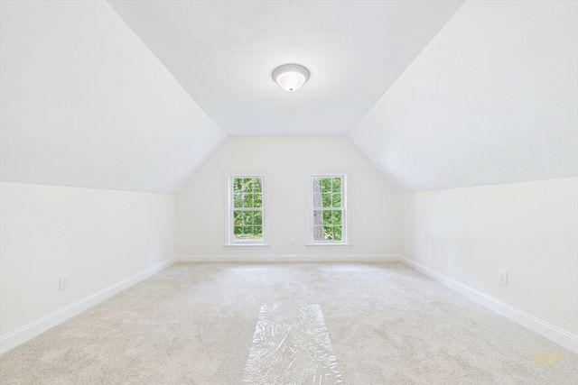 159 County St, Lakeville, MA 02347