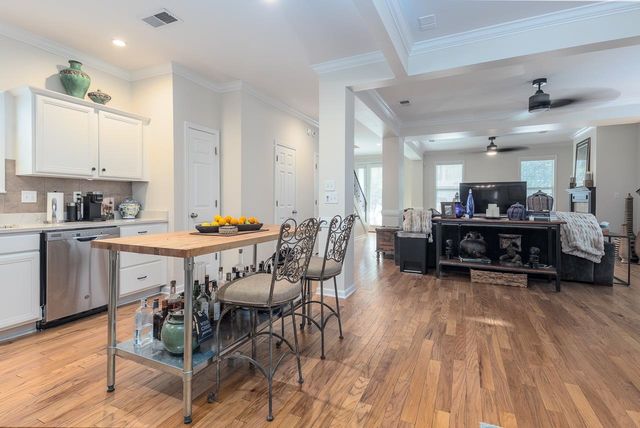 1279 ISLAND HARBOR DR, Memphis, TN 38103