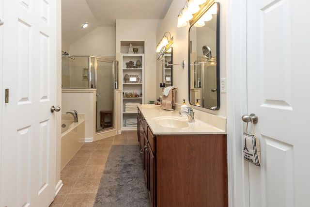 1279 ISLAND HARBOR DR, Memphis, TN 38103