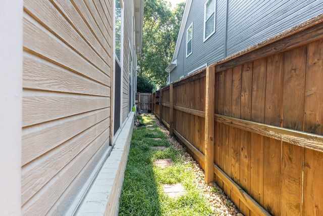 1279 ISLAND HARBOR DR, Memphis, TN 38103