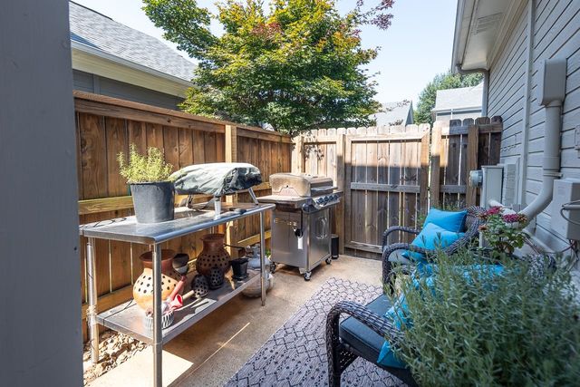 1279 ISLAND HARBOR DR, Memphis, TN 38103