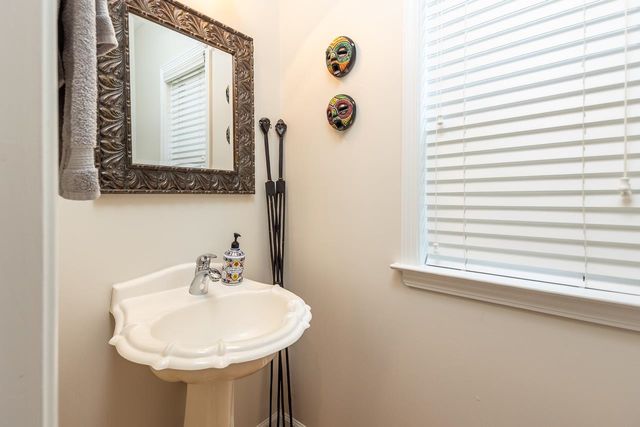 1279 ISLAND HARBOR DR, Memphis, TN 38103