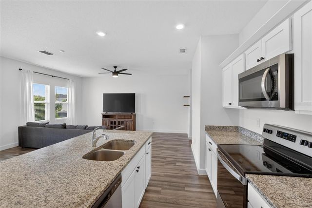 1044 KELLY FERN LOOP, Ruskin, FL 33570