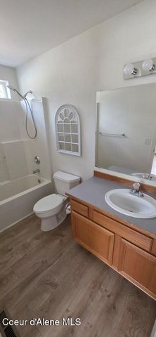 869 W Mustang AVE, Hayden, ID 83835