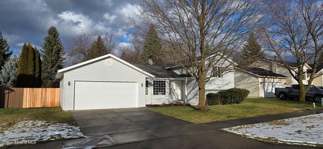 869 W Mustang AVE, Hayden, ID 83835