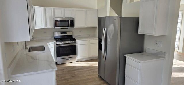 869 W Mustang AVE, Hayden, ID 83835