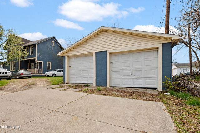 906 Oakwood Avenue, Toledo, OH 43607