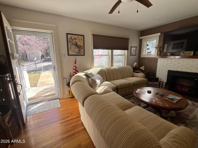 370 PARK Avenue, Prescott, AZ 86303