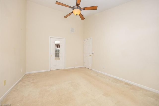 574 Caladium Court, Kernersville, NC 27284