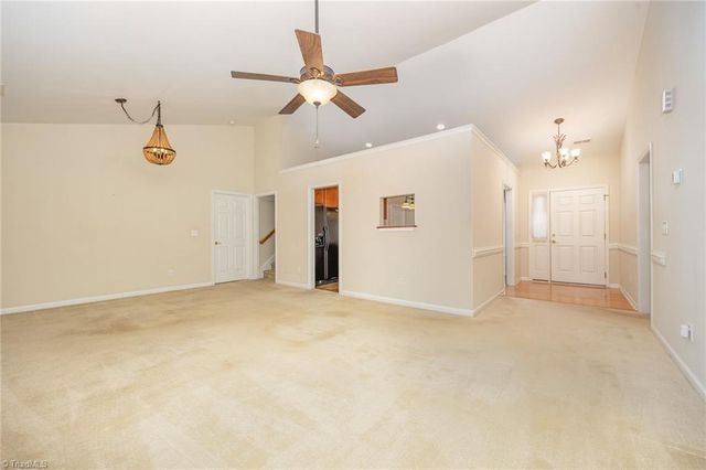 574 Caladium Court, Kernersville, NC 27284