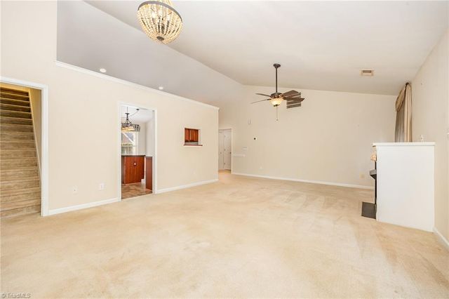 574 Caladium Court, Kernersville, NC 27284