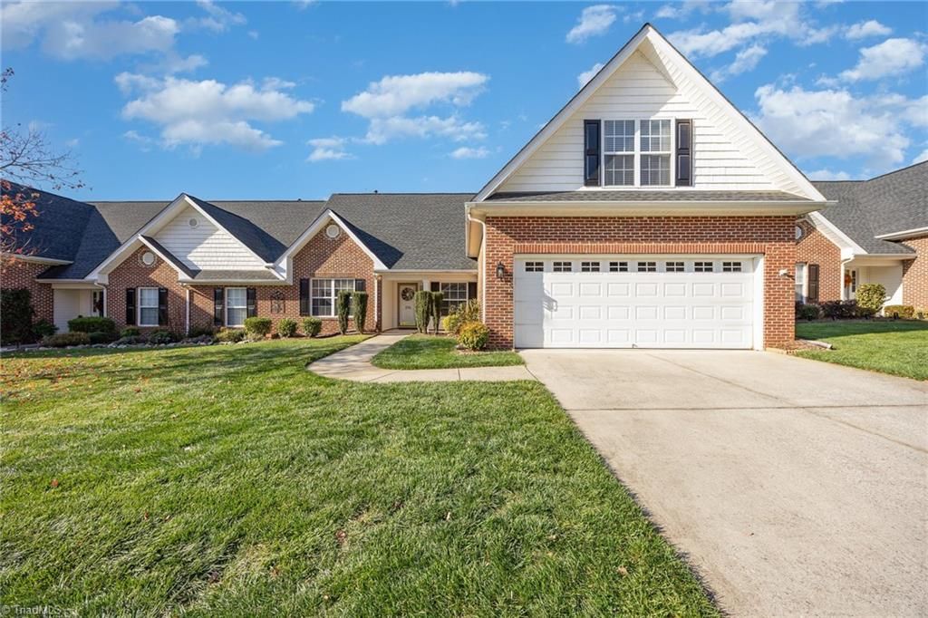 574 Caladium Court, Kernersville, NC 27284